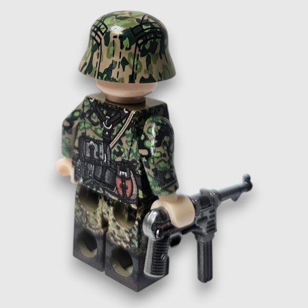 Soldat d&rsquo;Élite (Blouse Camo & Équipement MP40)